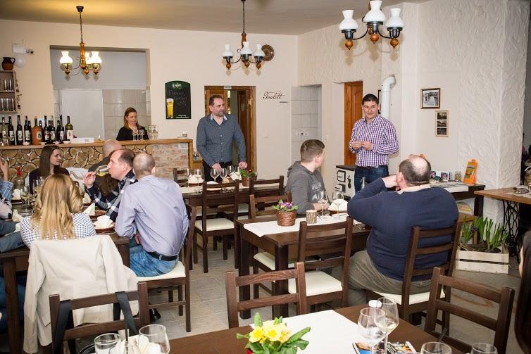 Vulcano Vendeghaz Hotel Mesteri Zewnętrze zdjęcie